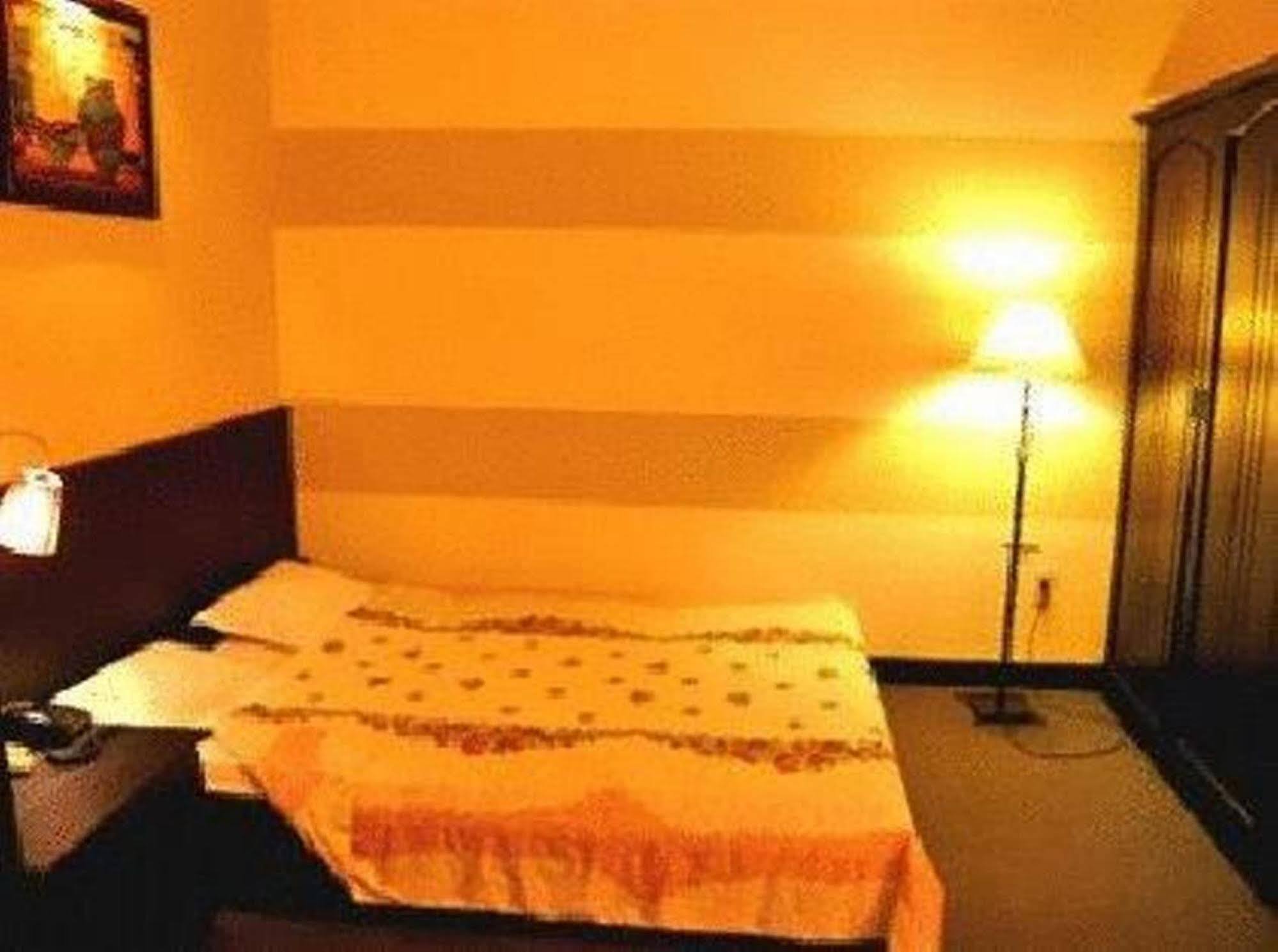 7S Hotel Cuong Long Nha Trang Bagian luar foto